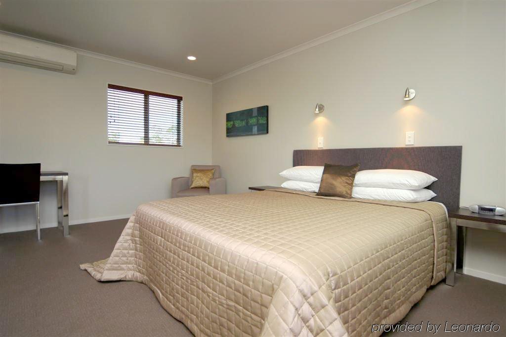 Aveda Motor Lodge Pukekohe Δωμάτιο φωτογραφία
